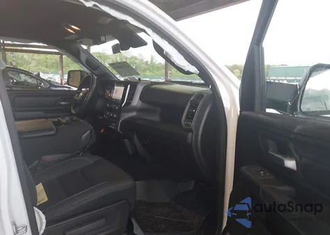 2025 Ram 1500 Tradesman 4X4 5'7 Box из США, поврежденный, VIN 1C6RRFGG2SN666762